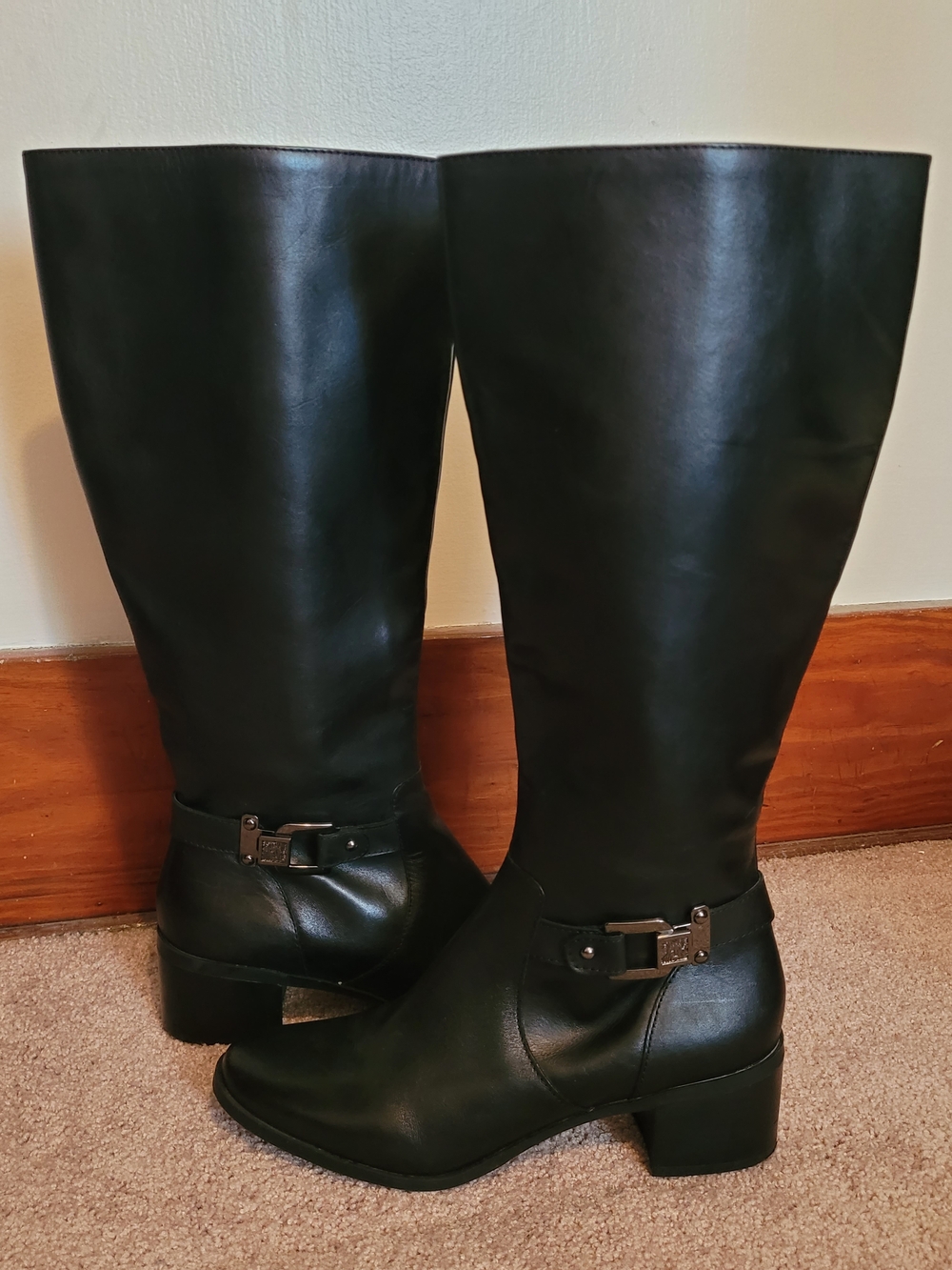 Anne Klein Womens Black Leather Riding Boots with Buckle Brand New Size 9 1/2